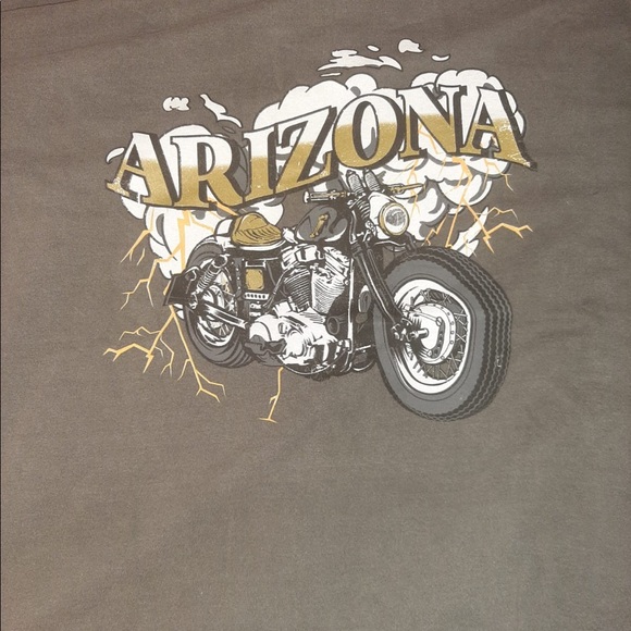 Pretty little thing graphic top - Picture 2 of 3